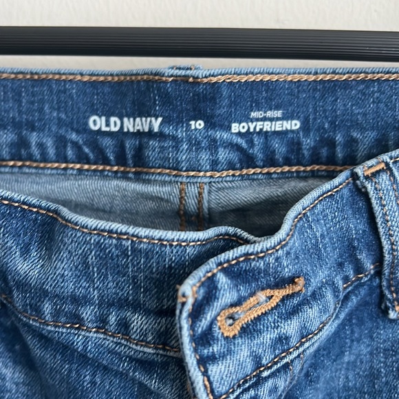 Old Navy boyfriend jeans - Picture 2 of 8